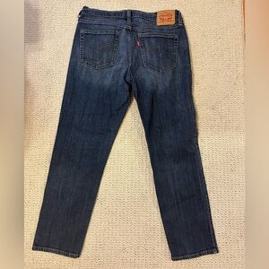 Levi’s Boyfriend Jeans size 28 like new